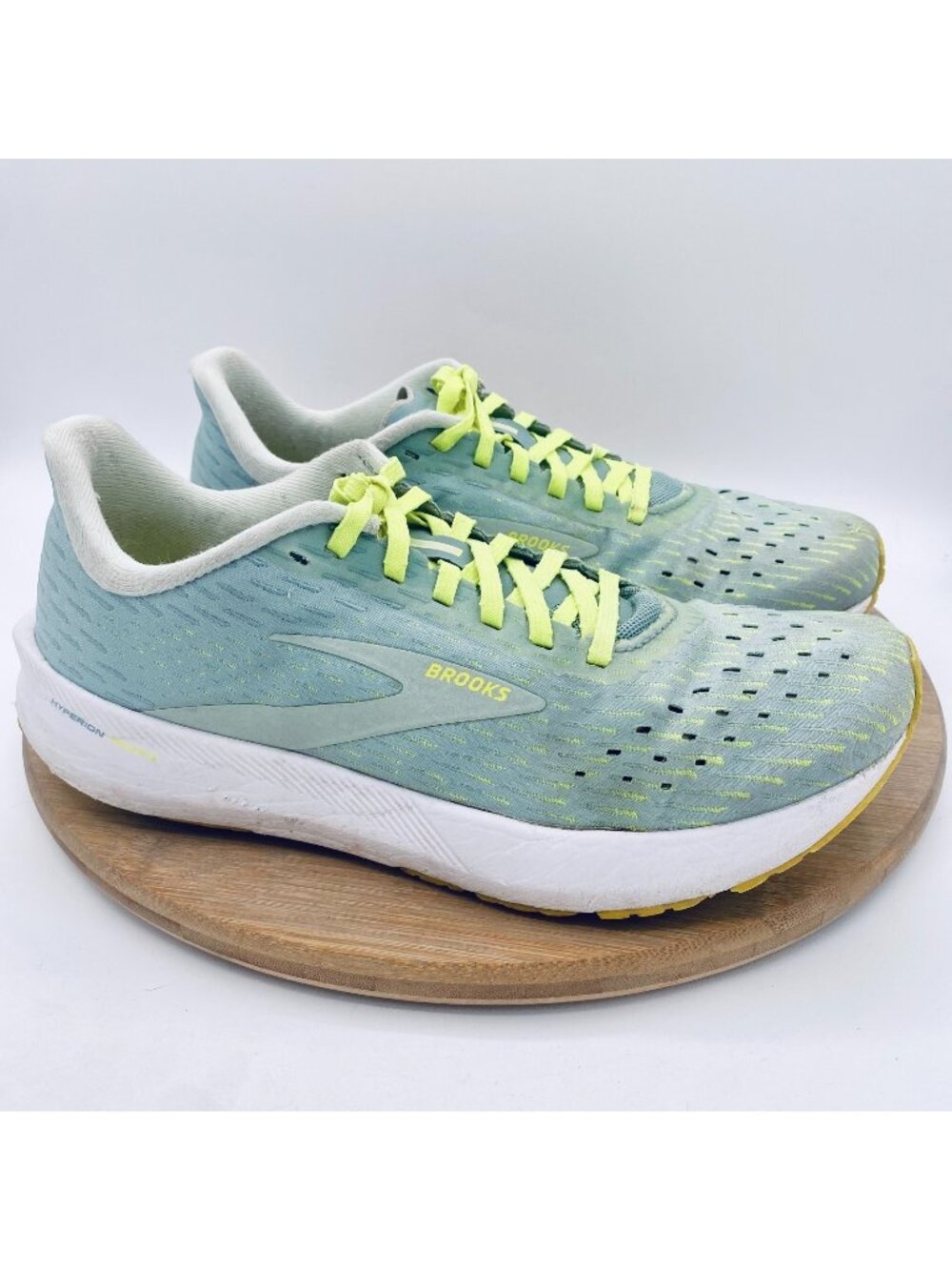 Brooks Hyperion Running Shoes Womens 8.5 Green Mesh Trail Trainers Sneakers Gym